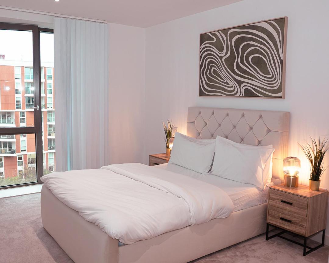 Charming 1br In Apartment *
