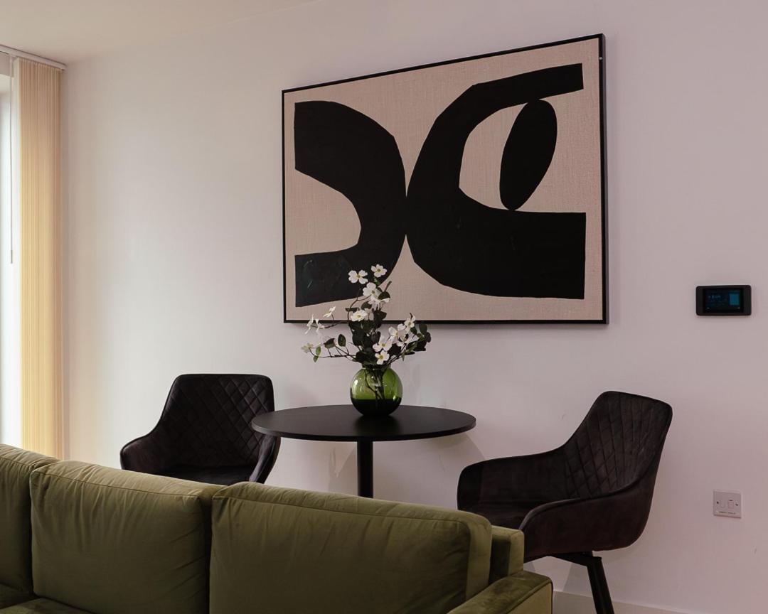 Charming 1br In Apartment
